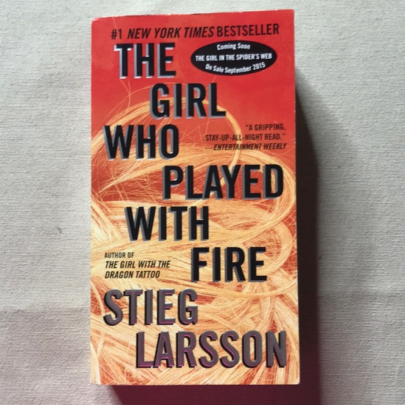 Books Other - 📚2/$6 The Girl Who Played with Fire #2